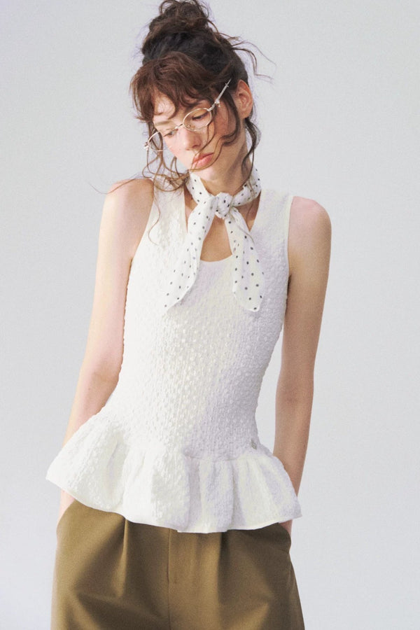 Ruffled Sleeveless Vest