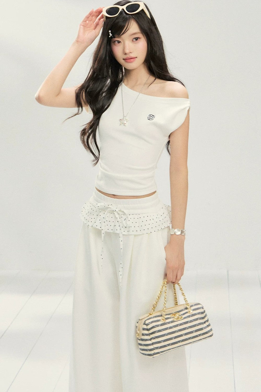 Knot Detail Off-Shoulder Short Sleeve Sweatshirt