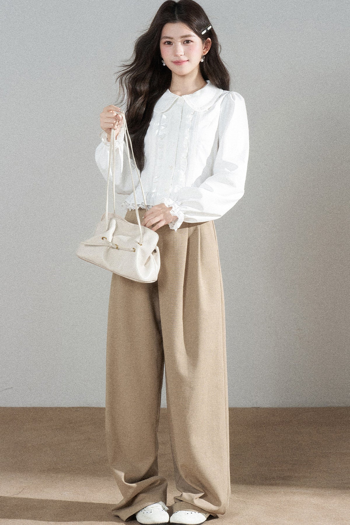 White Long-Sleeved Loose Pullover Doll Collar Shirt