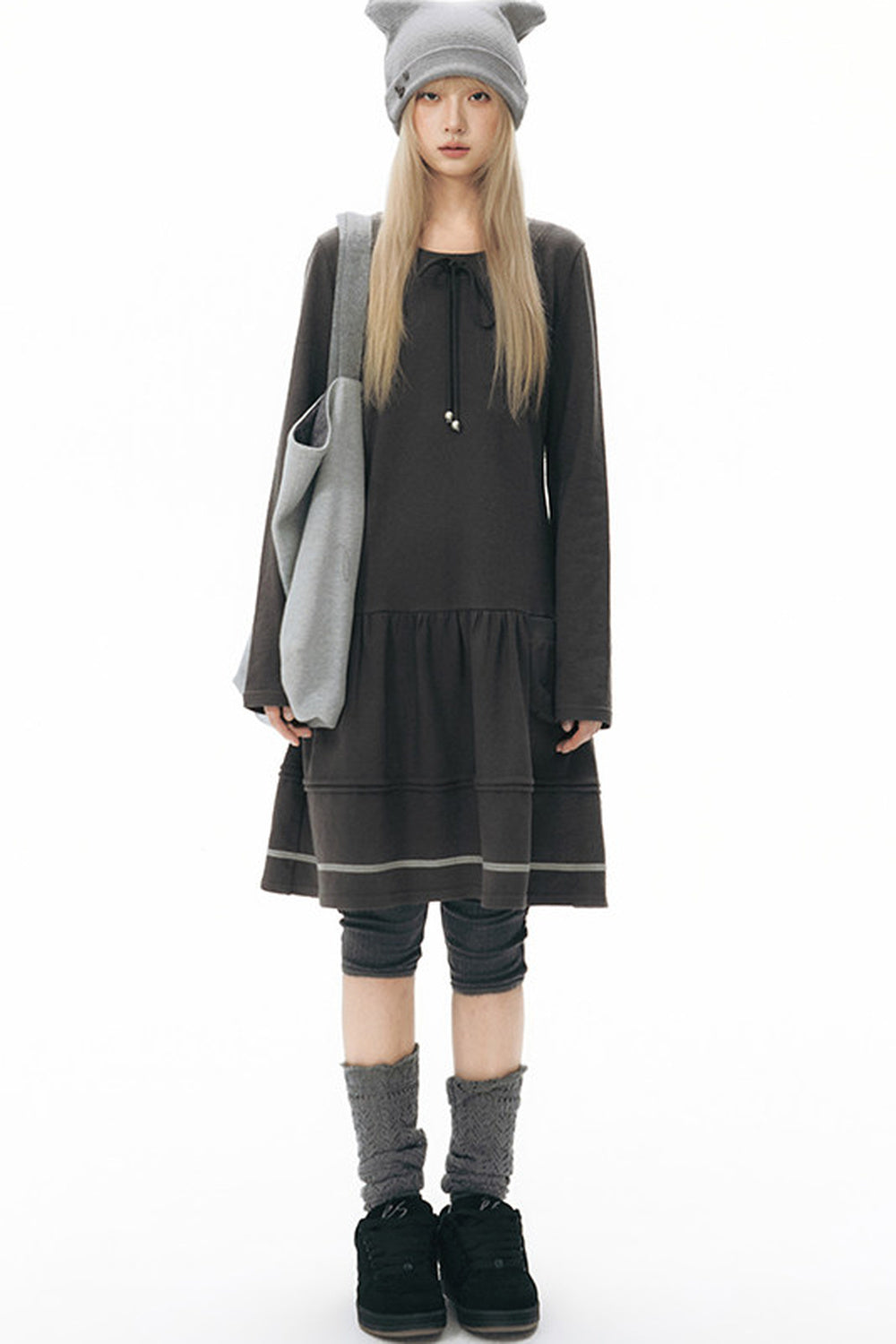 Long-Sleeved Knit Round Neck Tie Dress