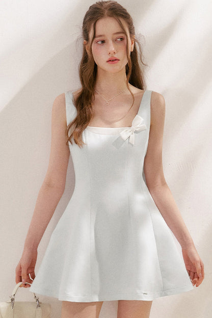 A-Linien-Minikleid mit Schleife