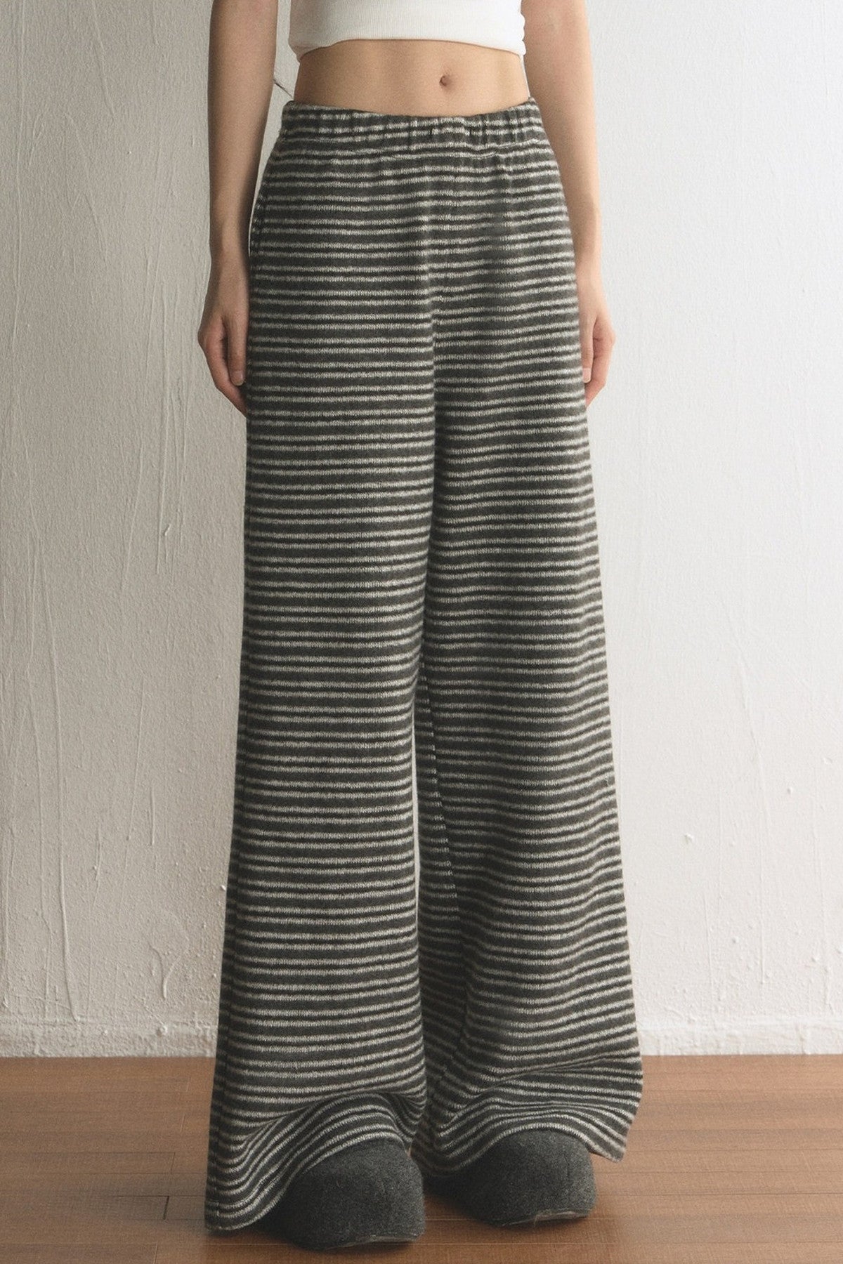 Drapey Loose Elastic Waist Striped Wide-Leg Pants