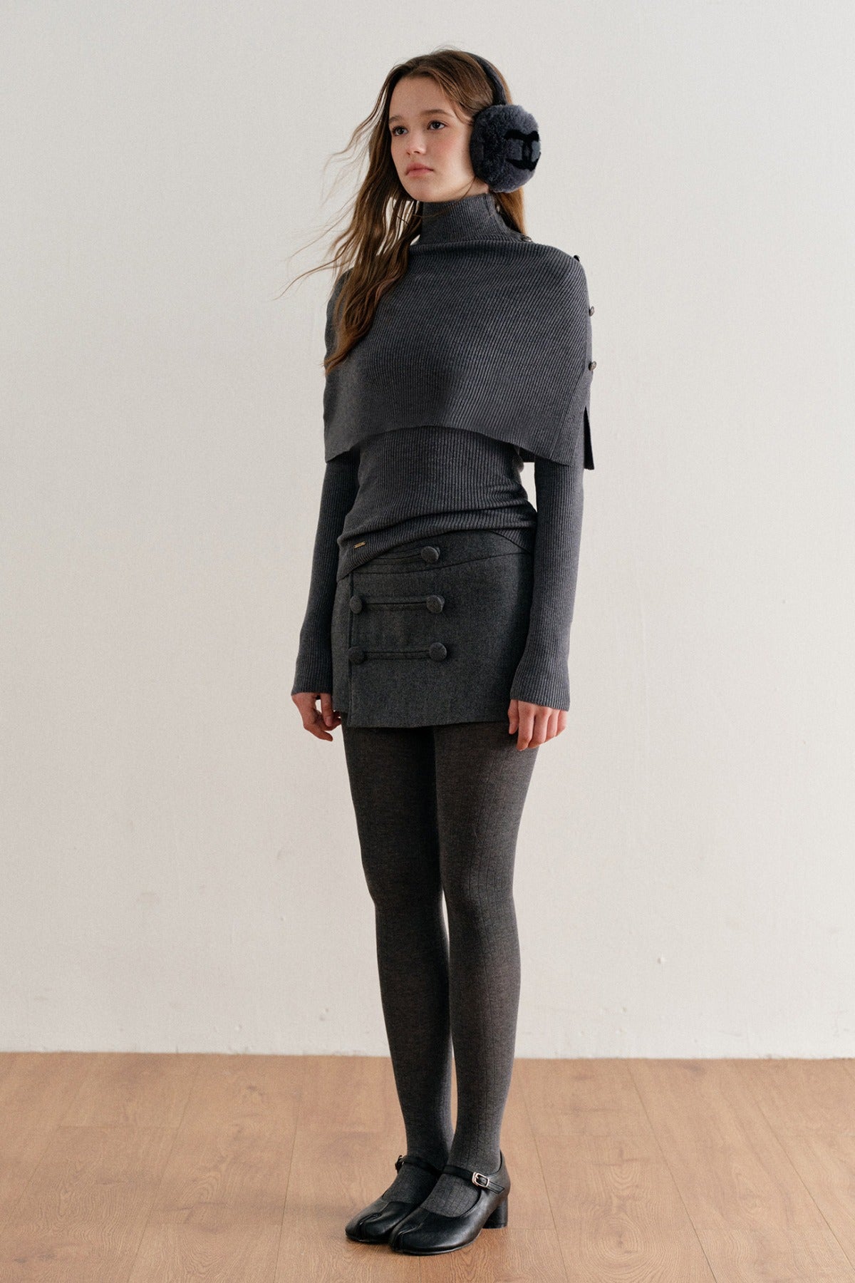 Long-Sleeve Wool Lyocell Knit Top and Detachable Cape Shawl Set