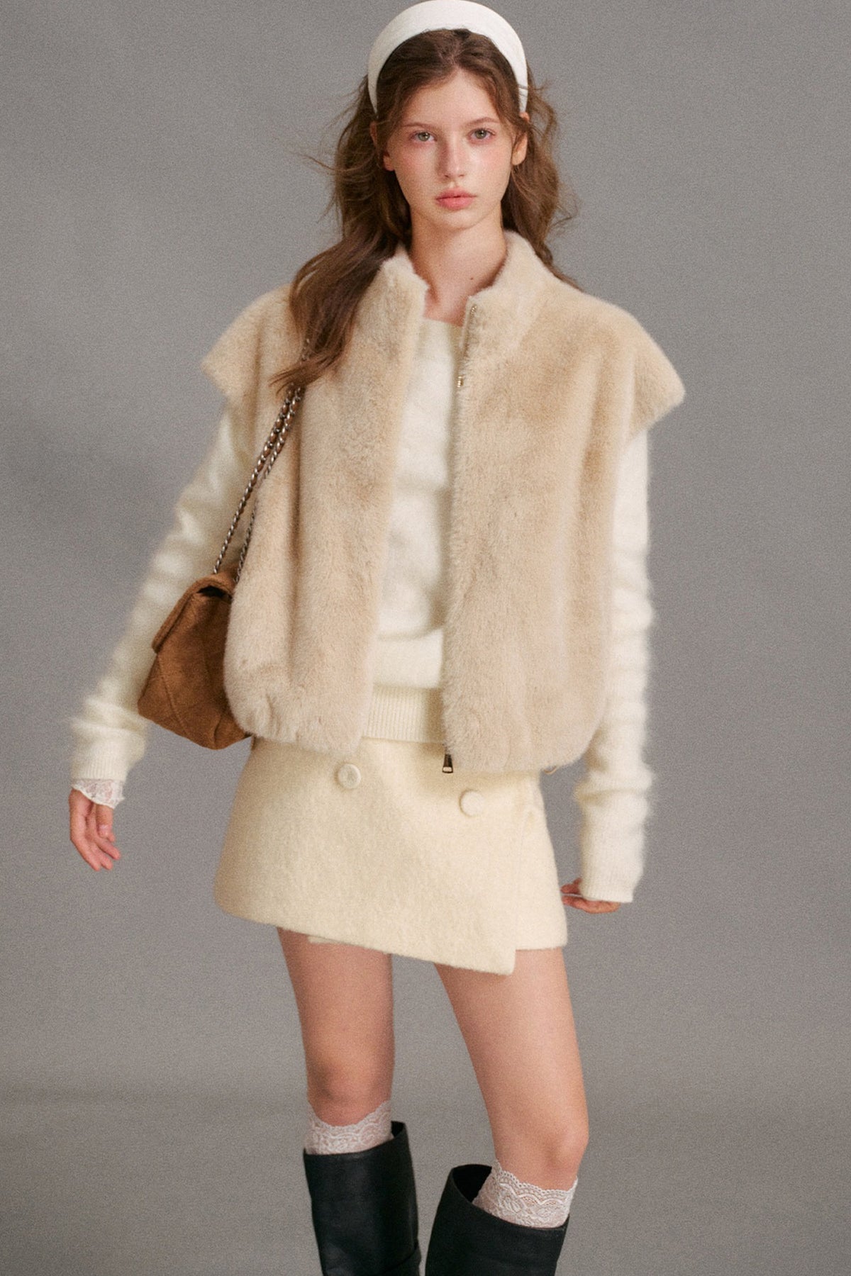 Cloud Velvet Stand Collar Faux Fur Vest