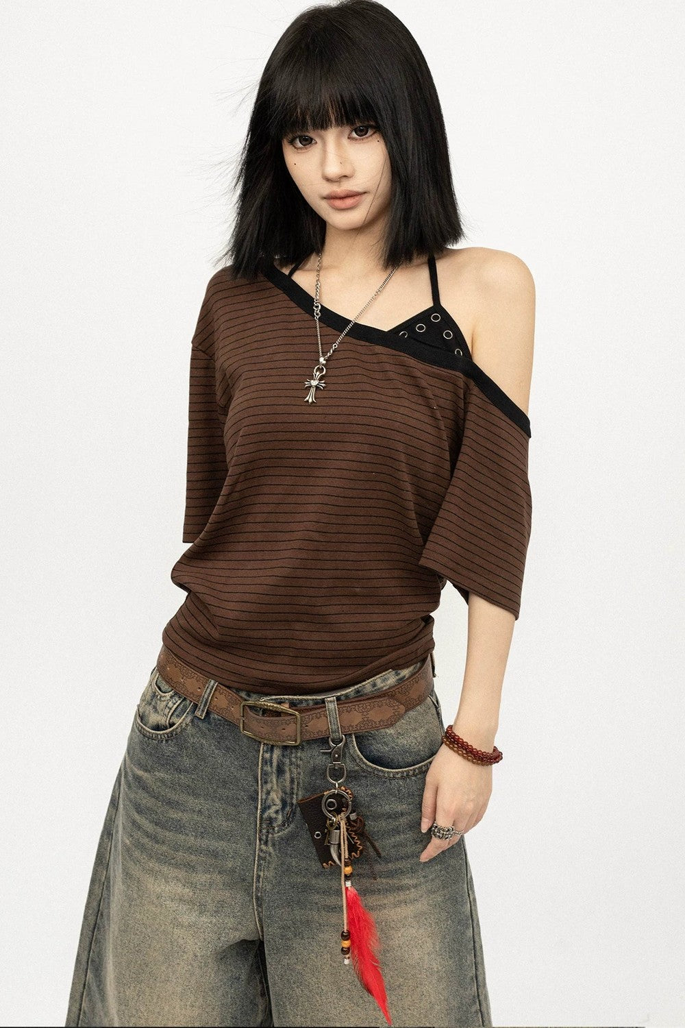 Top a righe color-block con spalle scoperte