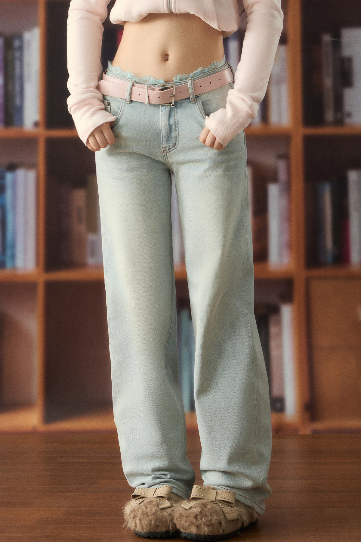 Low-Waist Lace Trim Jeans