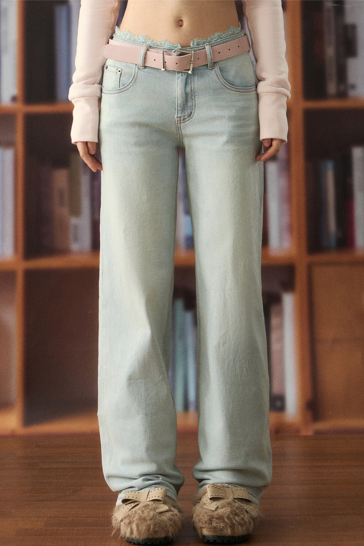 Low-Waist Lace Trim Jeans