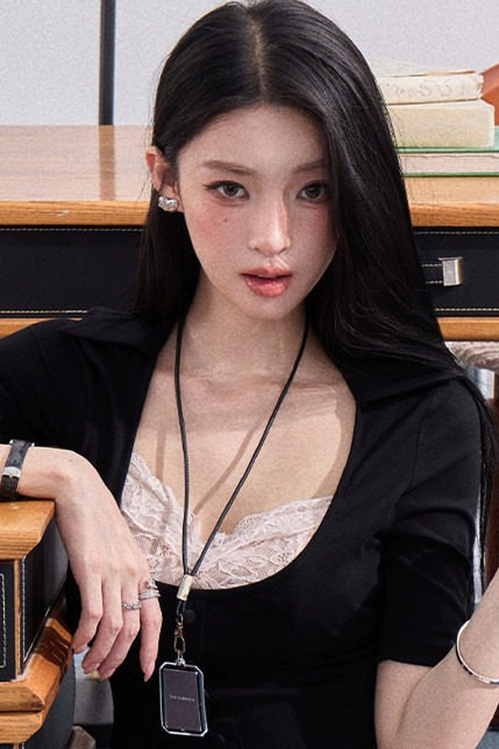 Fake Two-Piece U-Neck Top Set-Up