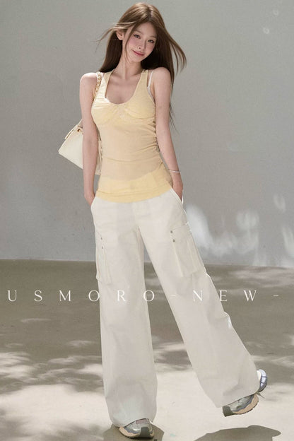 Plissiertes Trägertop mit Ringerrücken und zusammengesetzten Spitzeneinsätzen