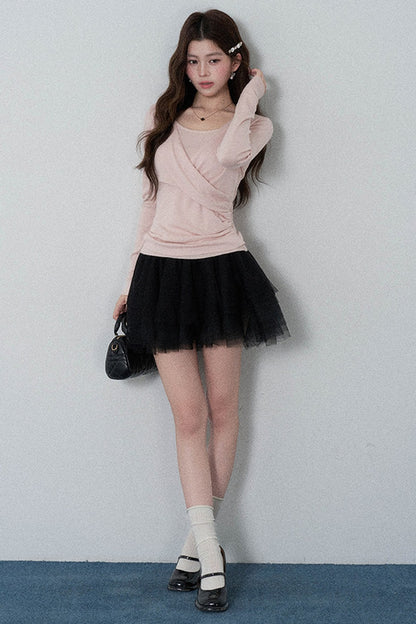 Round Neck Waist-Cinching Knit Top