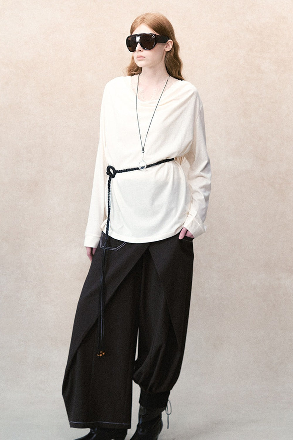 Completo con gilet in maglia Genesis
