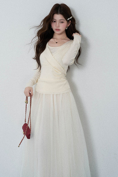 Round Neck Waist-Cinching Knit Top