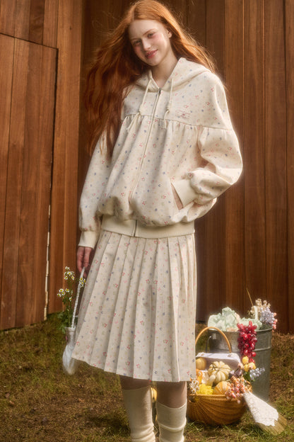 Hoodie and Pleated Skirt Set-Up