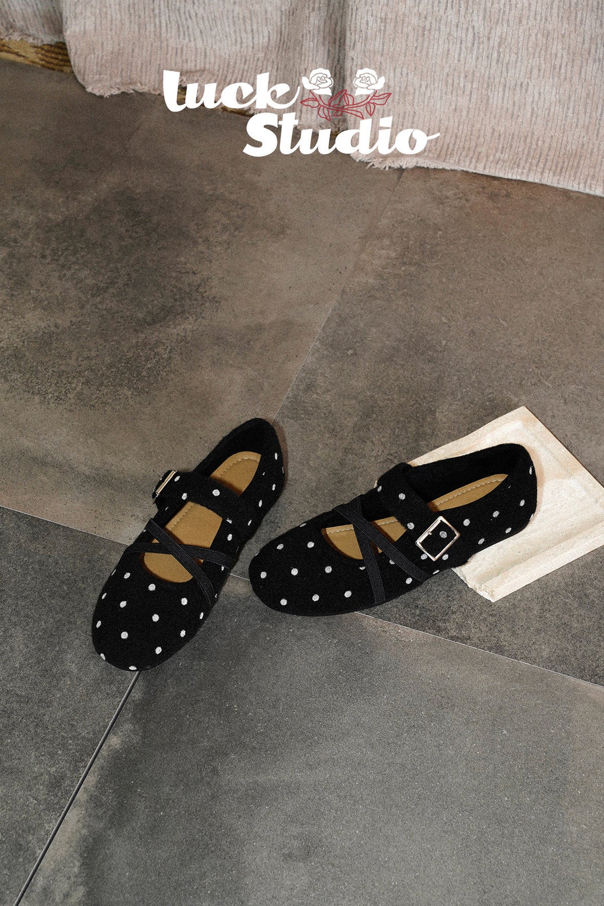 Round Toe Polka Dot Mary Jane Shoes