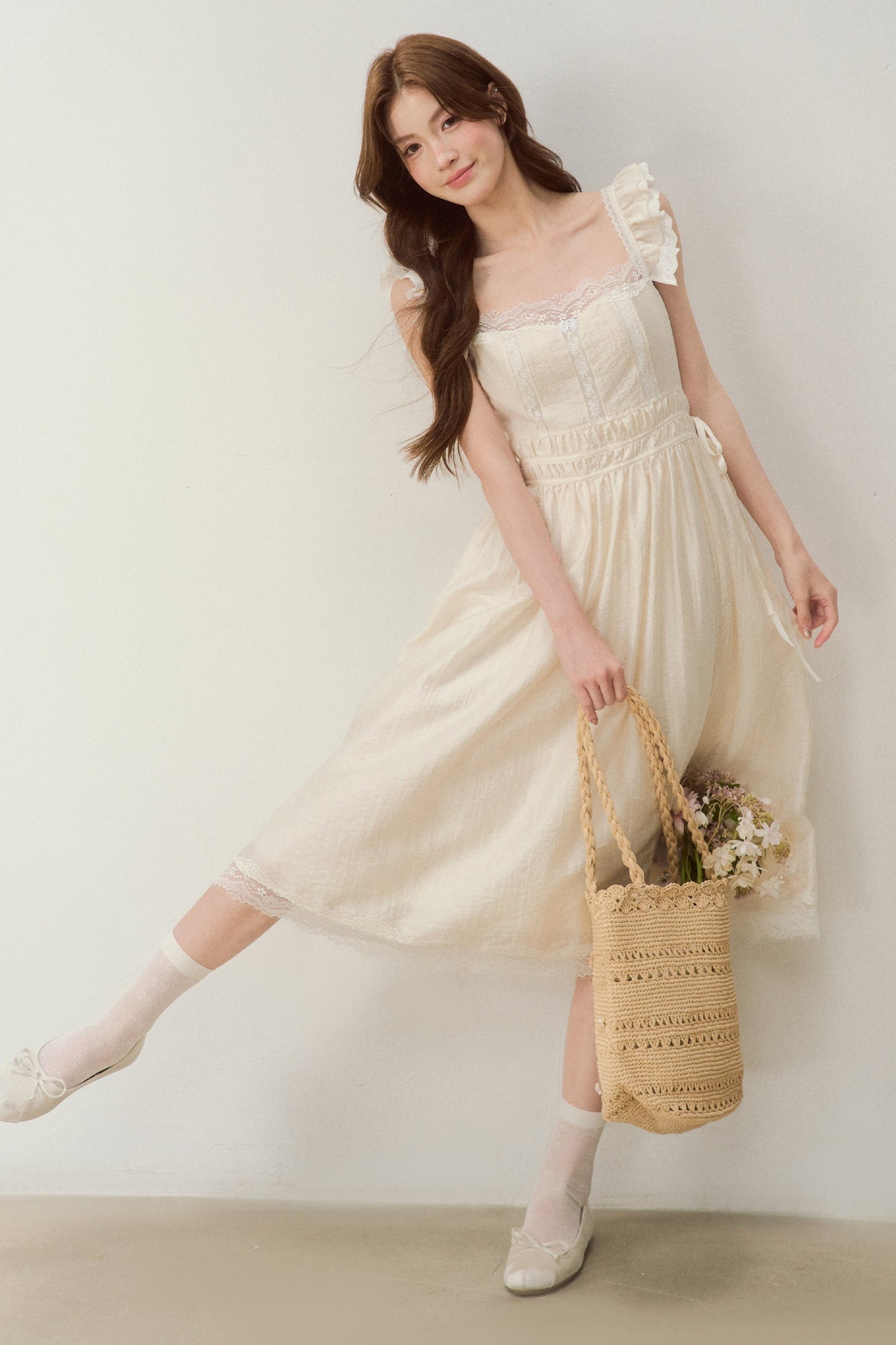 White Shell Lace Dress