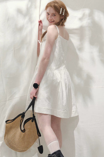 Kleid in Petite-Größe mit Schleife und Spaghettiträgern