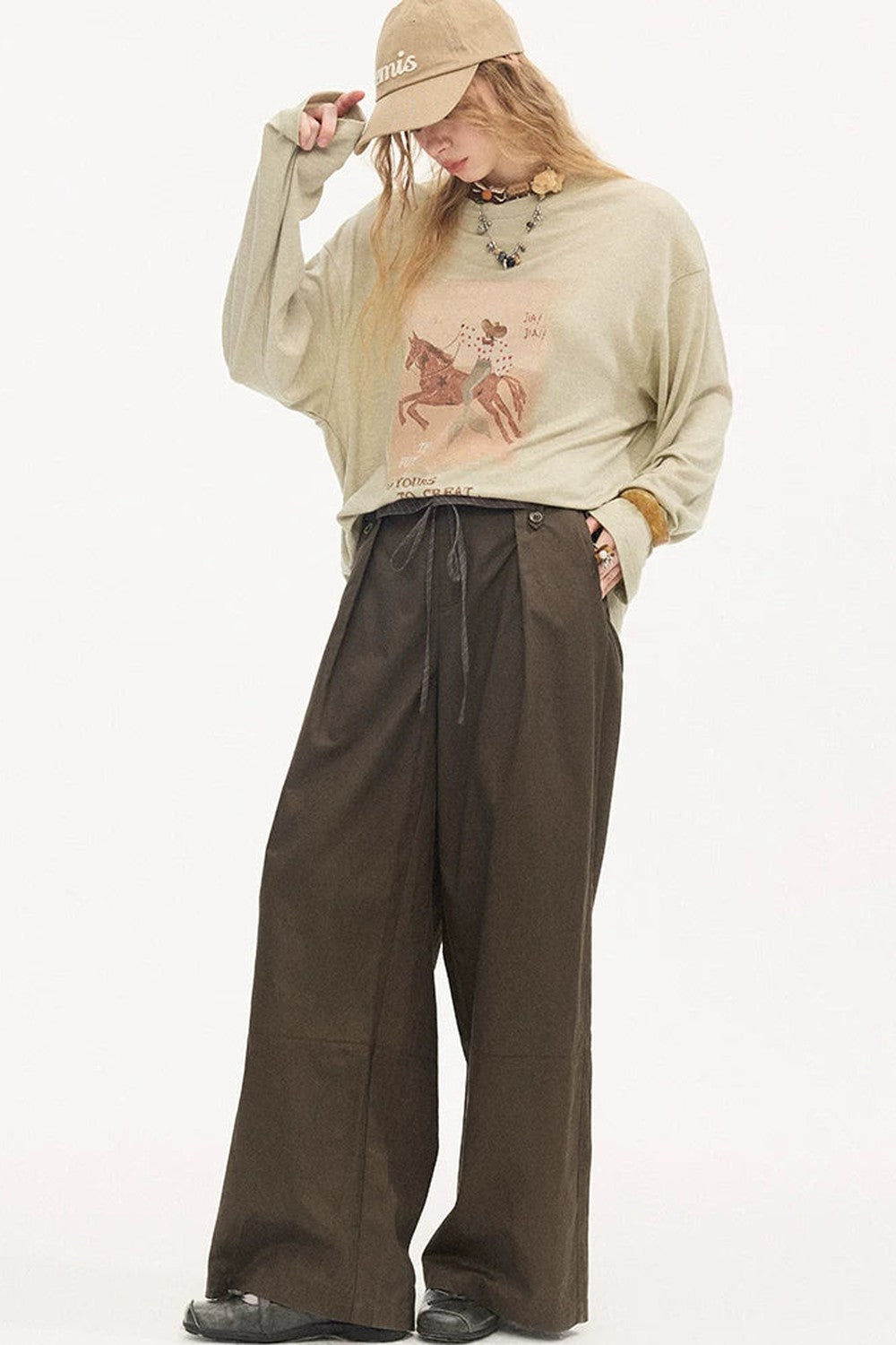 Pantalon droit à rayures et empiècements