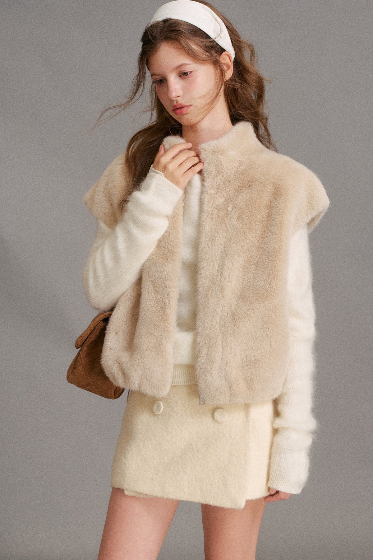 Cloud Velvet Stand Collar Faux Fur Vest