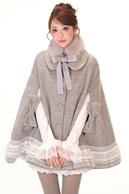 Fleece-Lined Lace Cape Set-Up