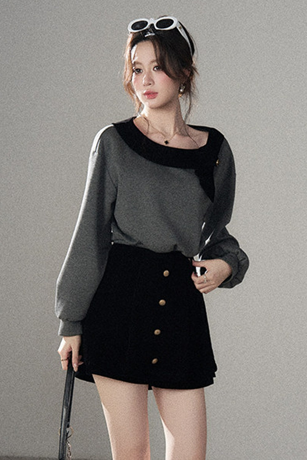 Gray Pullover Sweatshirt and Black Skirt Set-Up