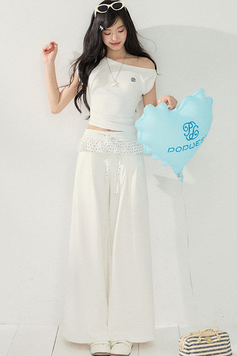 Knot Detail Off-Shoulder Short Sleeve Sweatshirt
