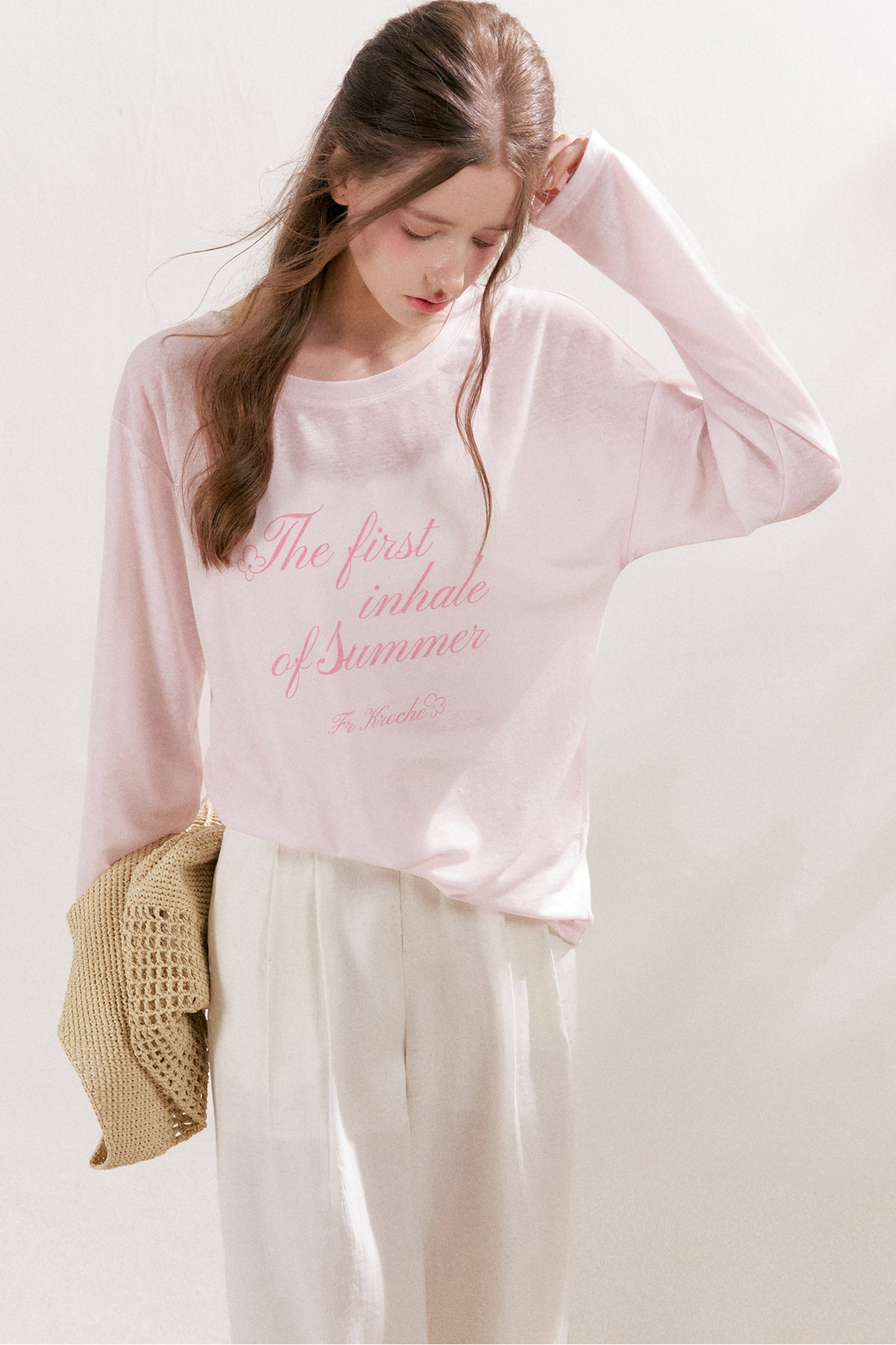 Blusa in lino con stampa a lettere e fiocco di neve