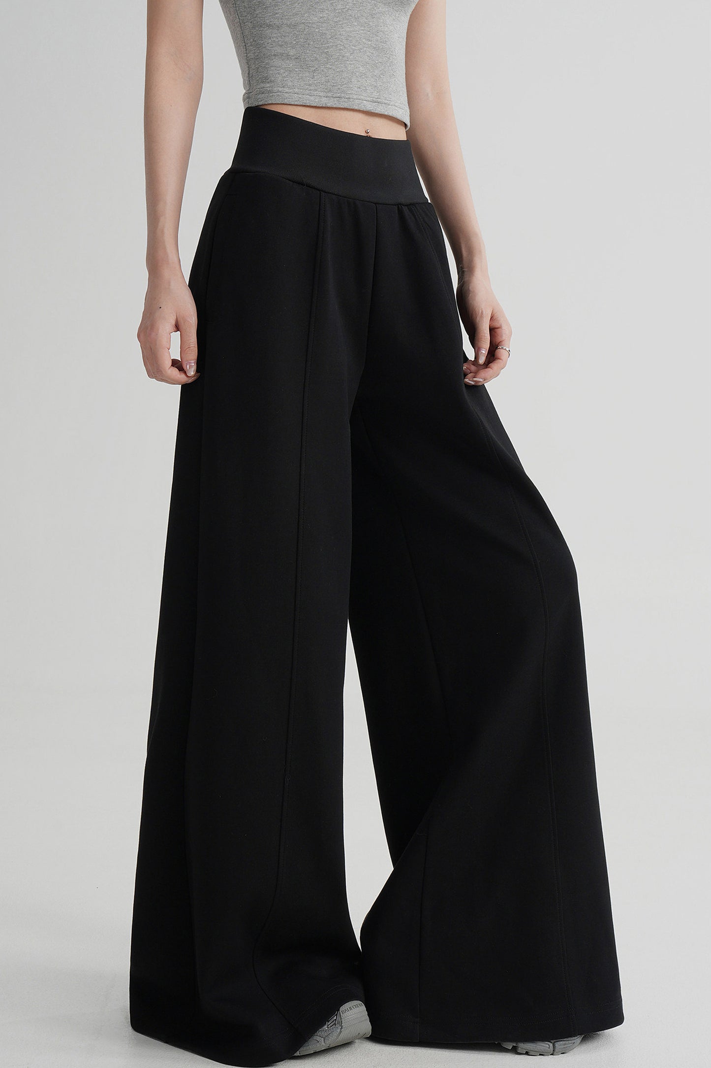 Pantaloni svasati eleganti a vita alta