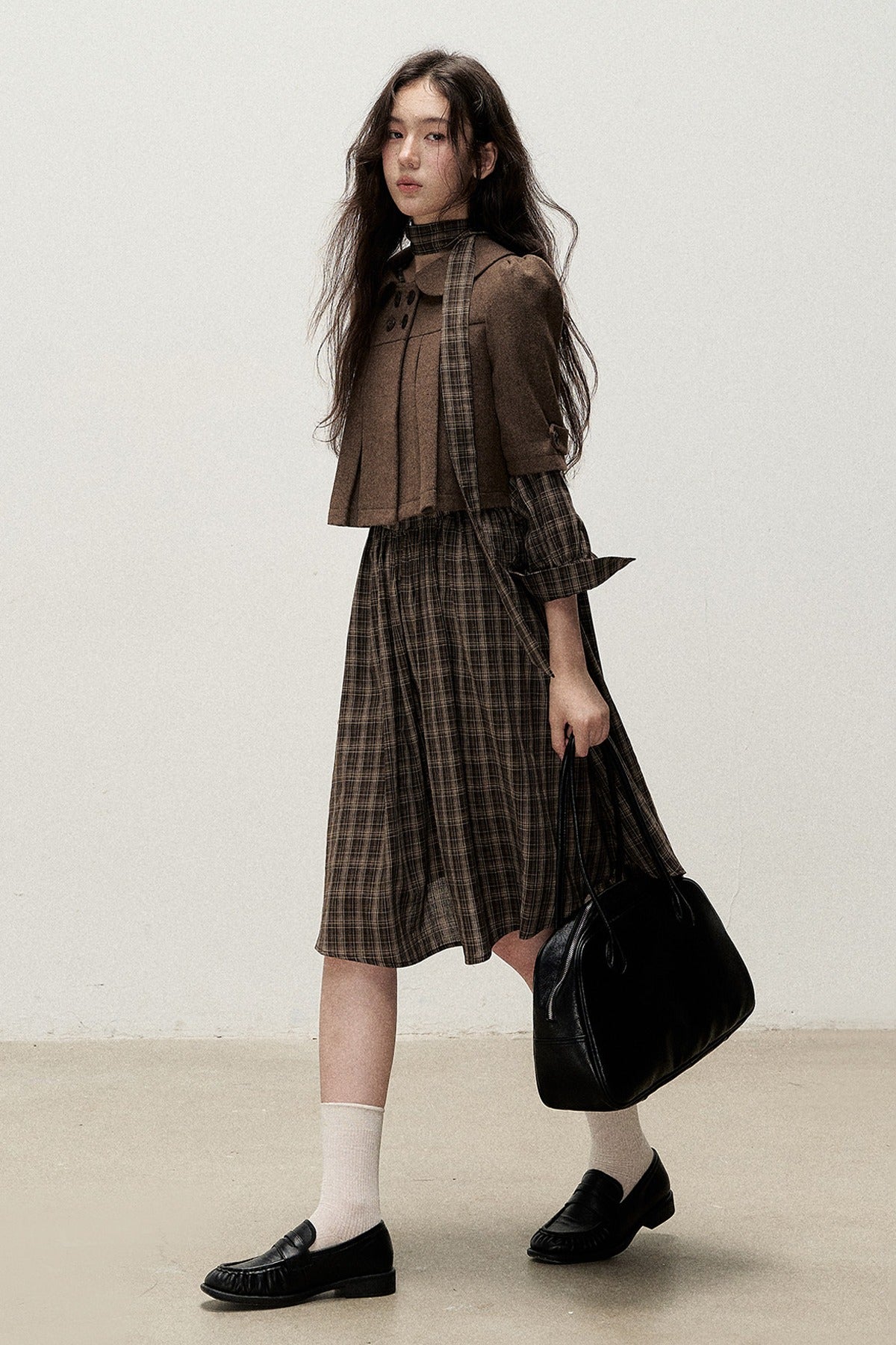 Vintage Woolen Pleated Mid-Sleeve Top