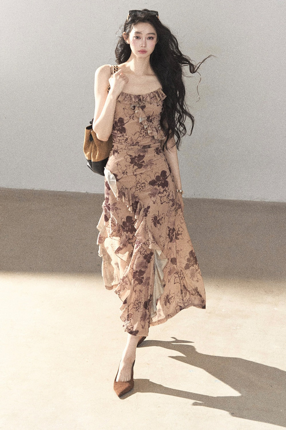 Vestido largo floral de tirantes finos