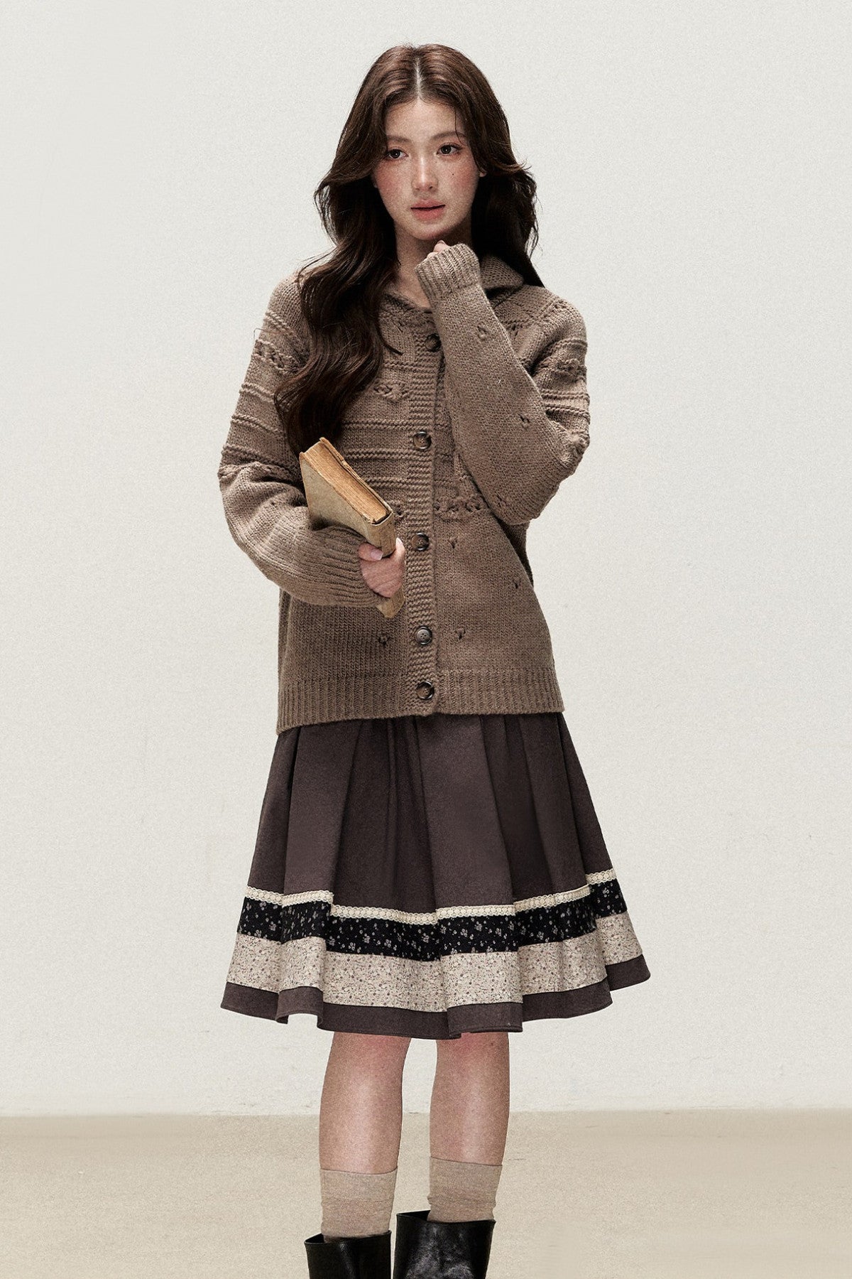 Hazelnut Diary 50% Wool Thick Knit Cardigan