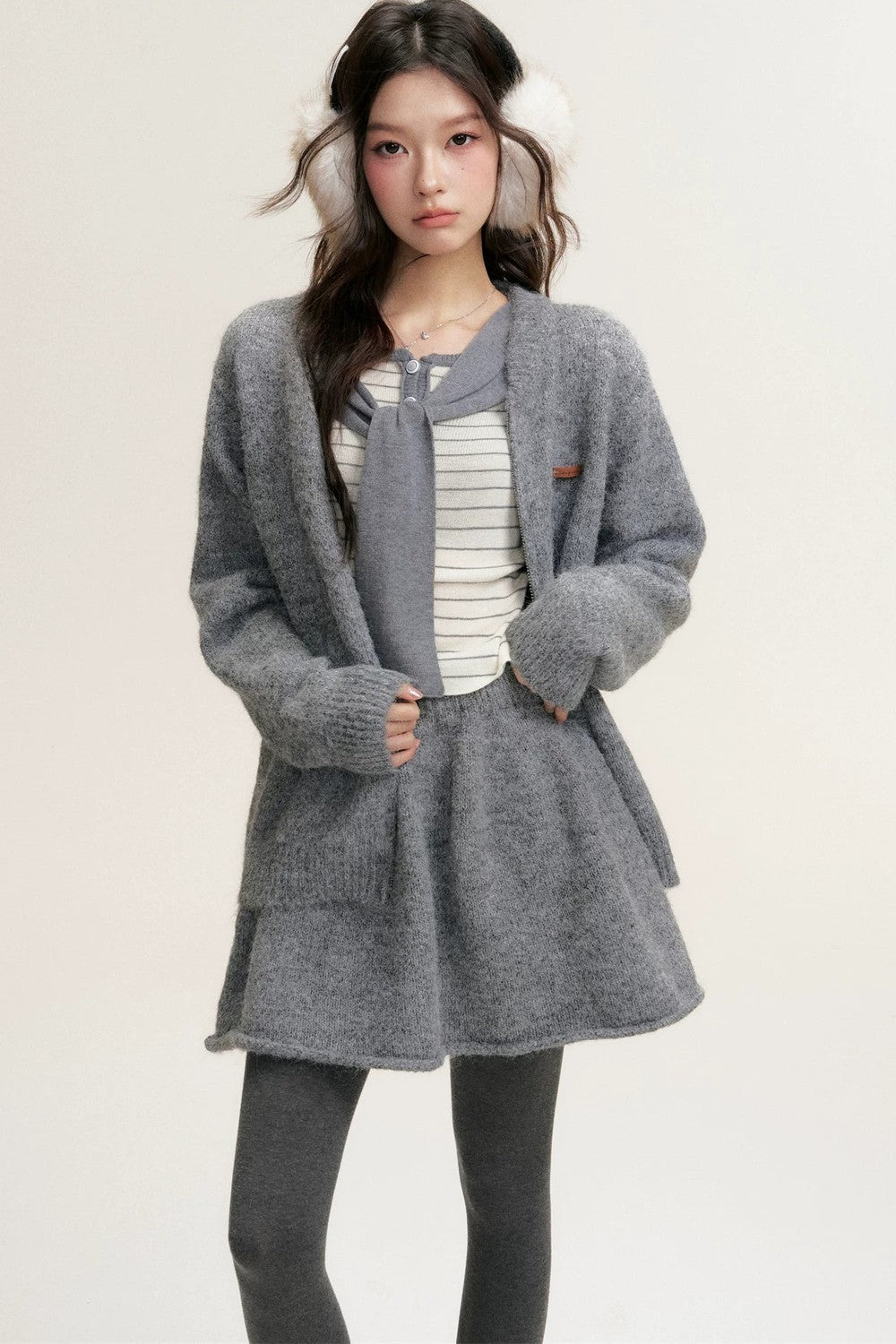 Color-Blocked Fake Two-Piece Knit Set-Up