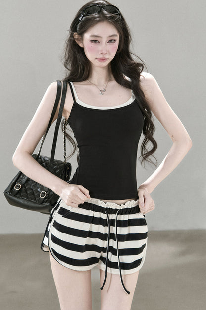 Pleated Floral Wide-Leg Shorts