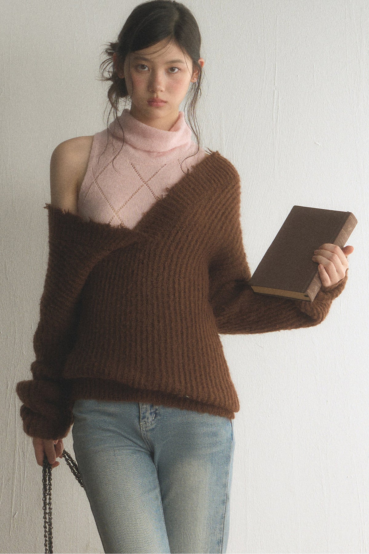 Off-Shoulder Knit Top With Vest and Pants Set-Up