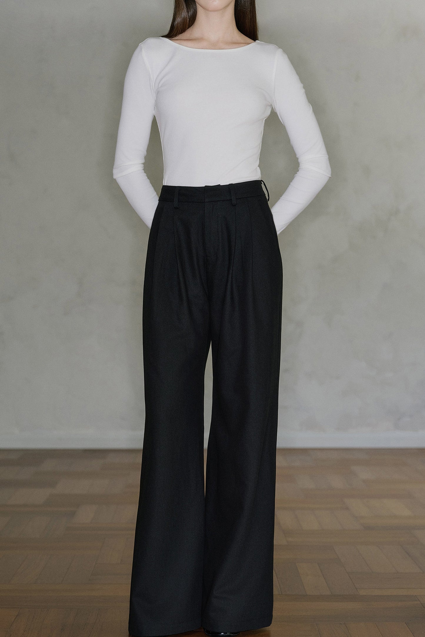 Pantaloni drappeggiati a vita alta