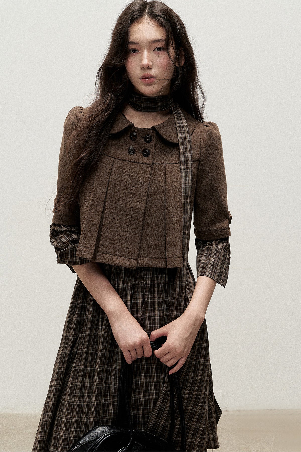 Vintage Woolen Pleated Mid-Sleeve Top