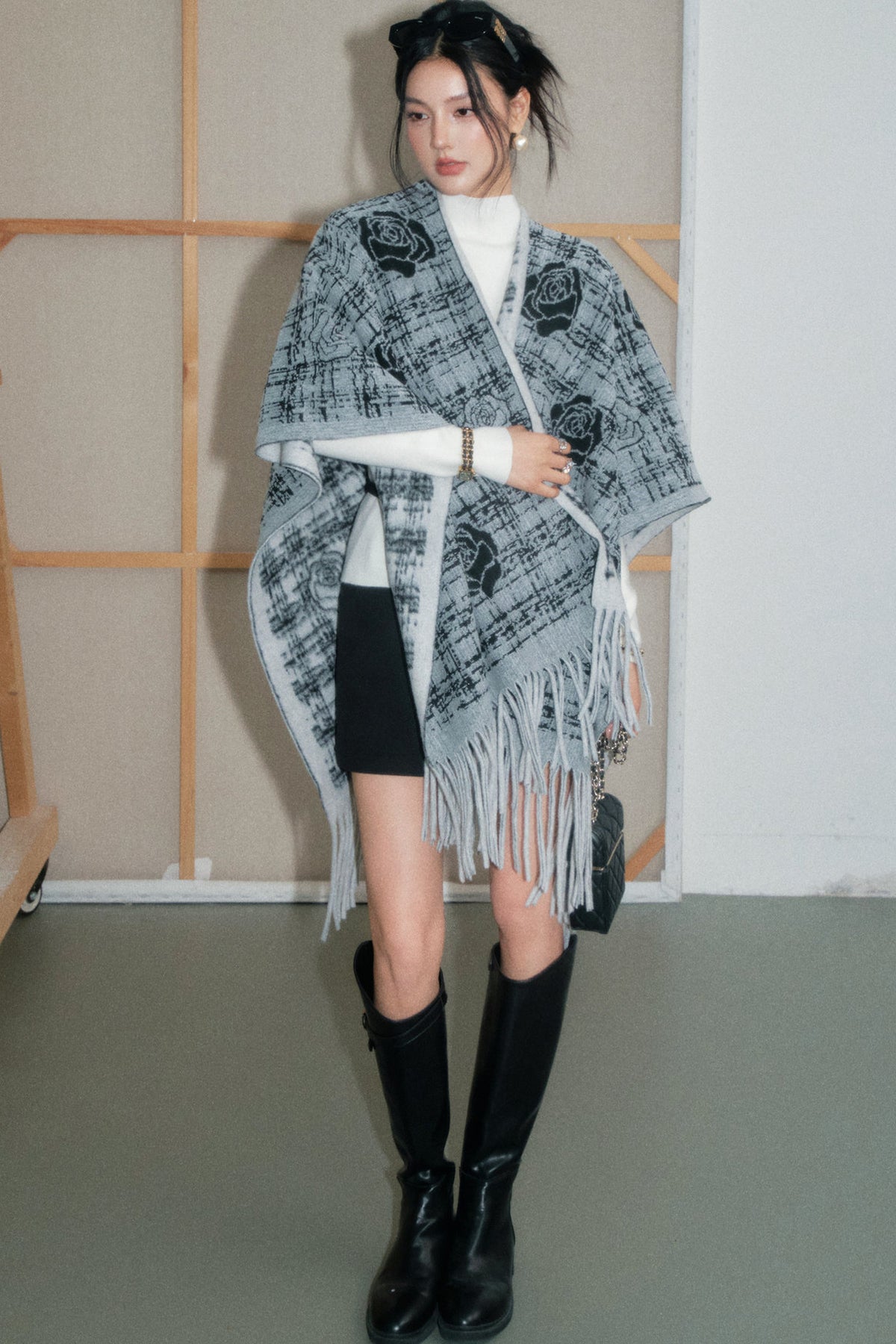 Plaid Rose Tassel Shawl Set-Up