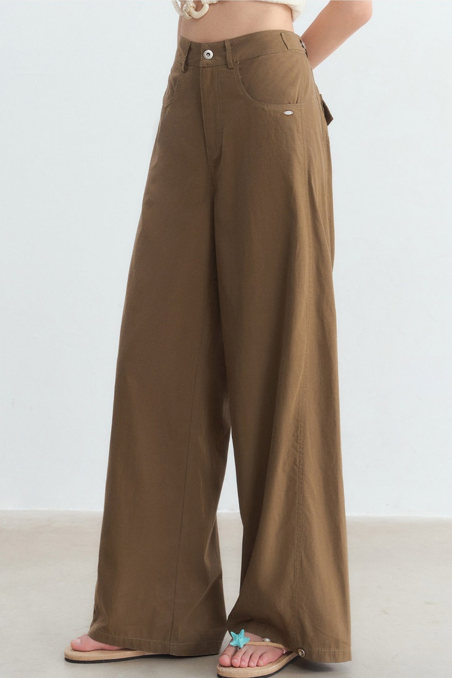 High-Waisted Wide-Leg Cargo Pants