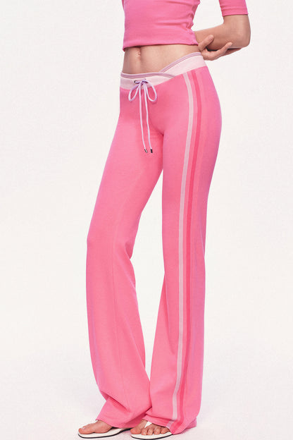 Pantaloni dritti a vita bassa con coulisse e doppia fascia in vita