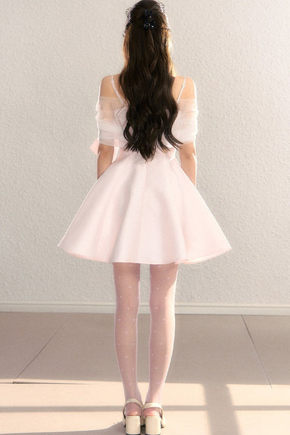 Abito da sera in tulle con spalle scoperte