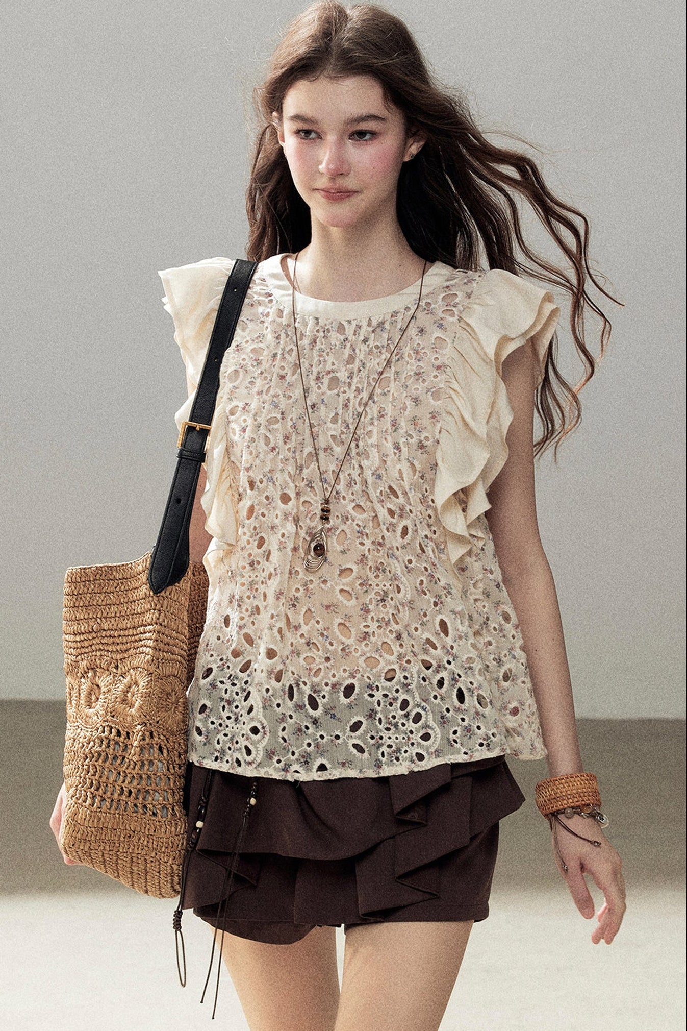 Embroidered Floral Flying Sleeve Top