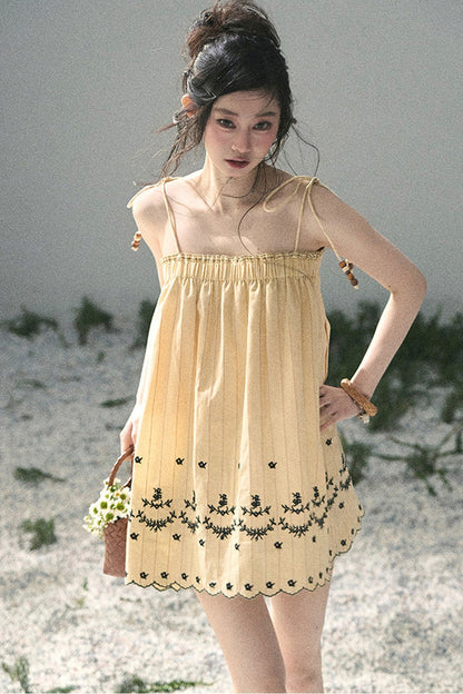 Double-Sided Wave Hem Dress