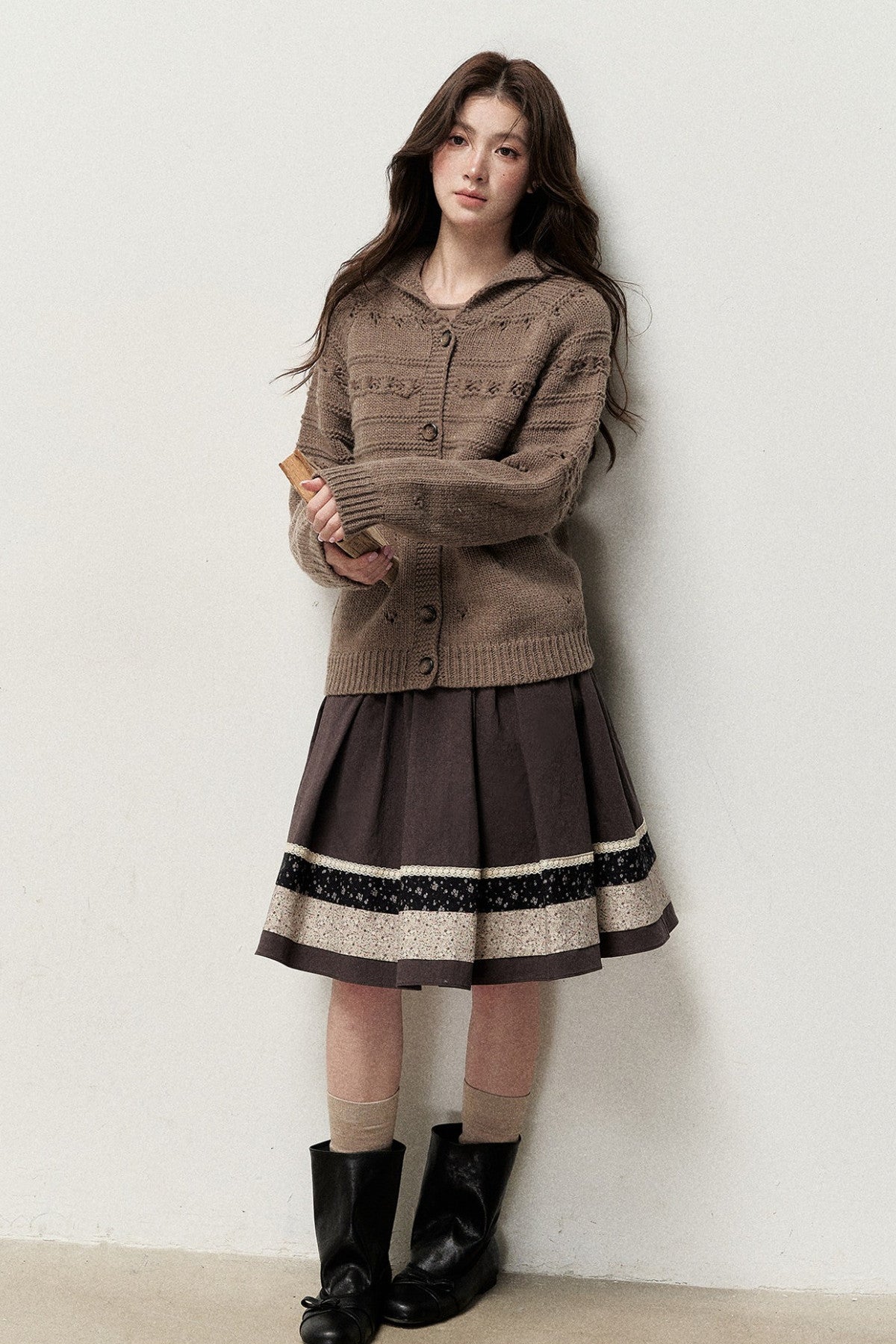 Hazelnut Diary 50% Wool Thick Knit Cardigan