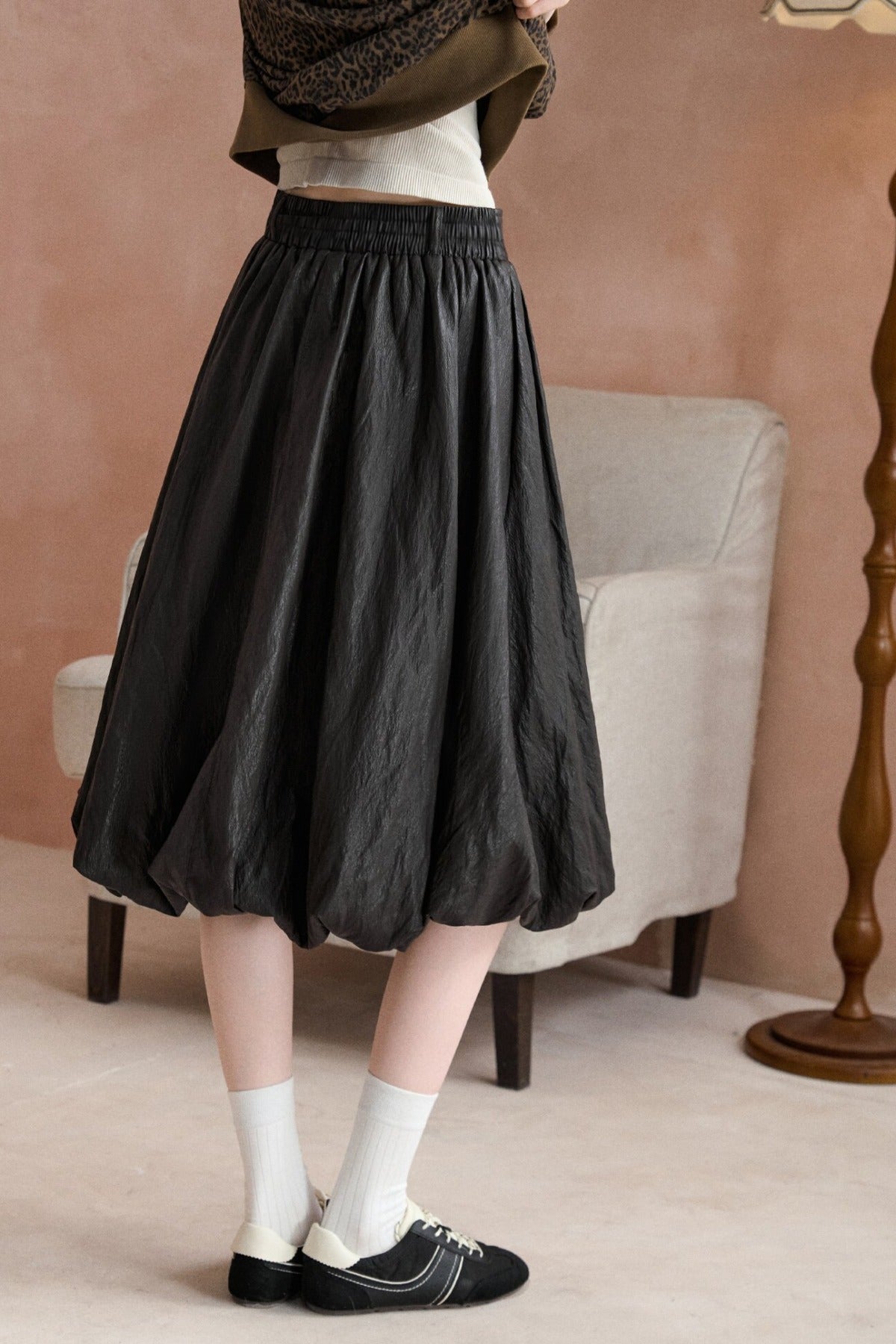 Textured Flower-Bud Mid-Length Skirt