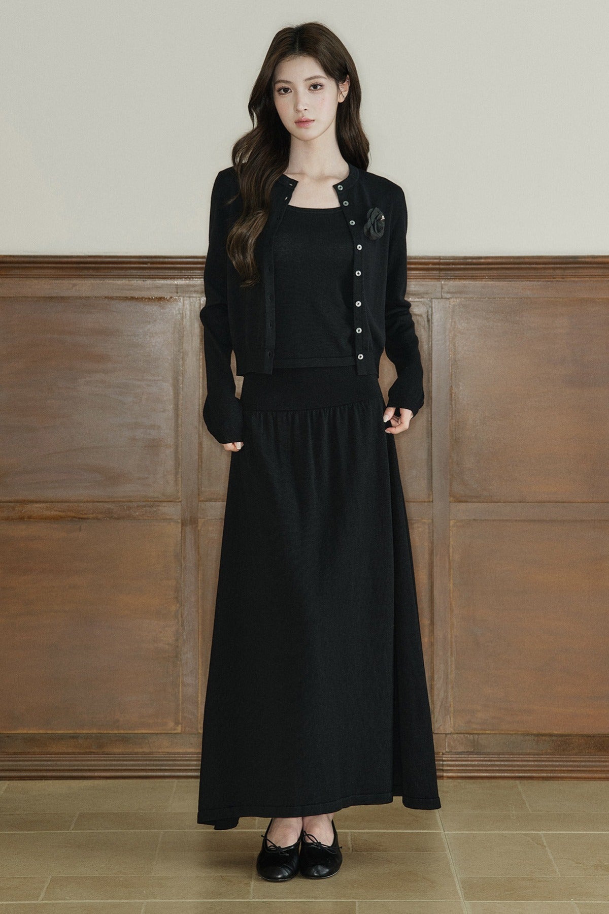 Dreiteiliges Wollstrick-Set mit Jacke und Rock