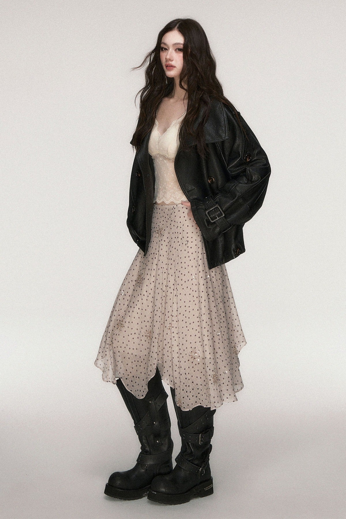 Lederjacke mit lockerer Silhouette und zweireihiger Knopfleiste