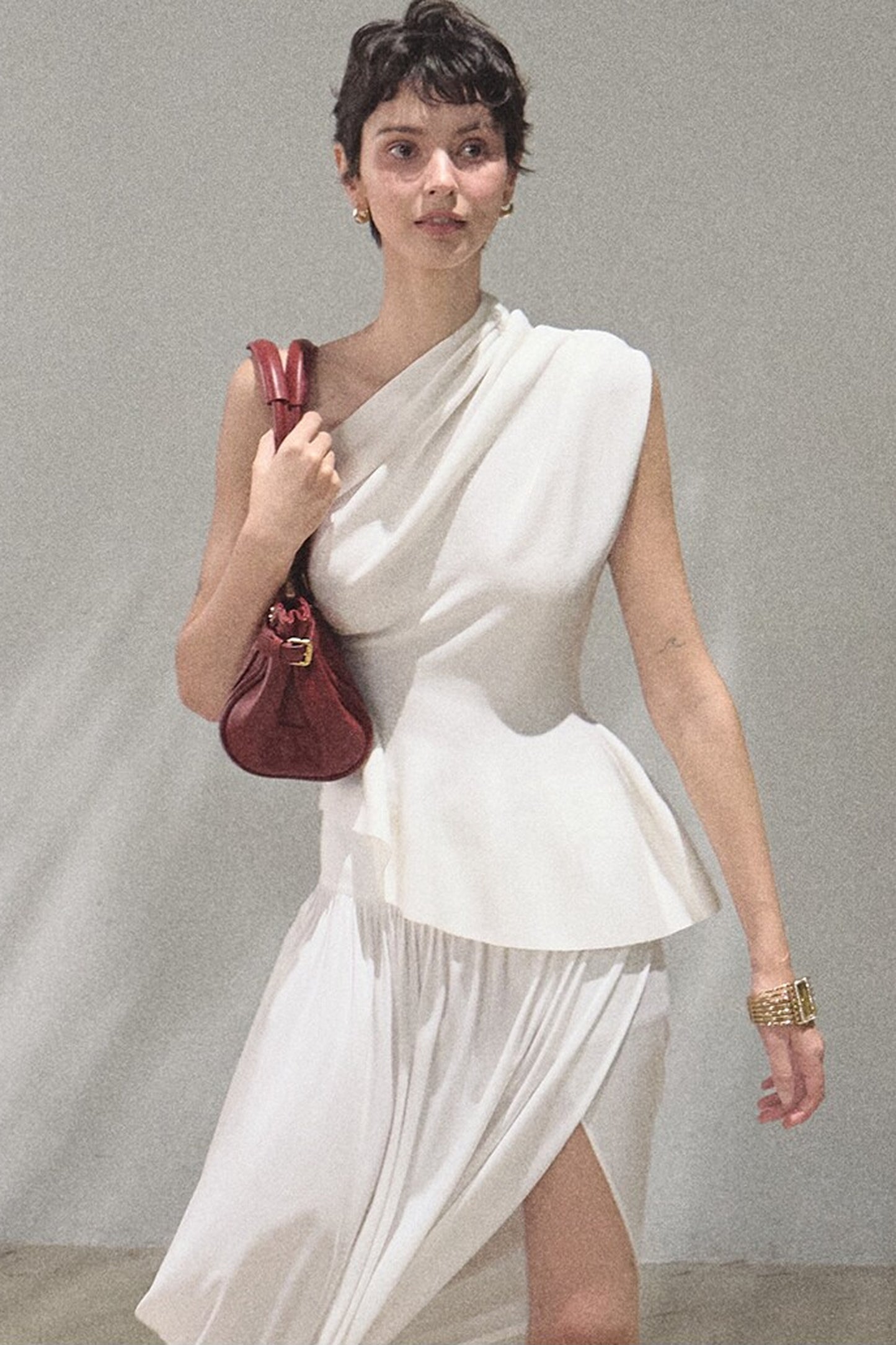 Irregular High-Waisted White Slit Skirt