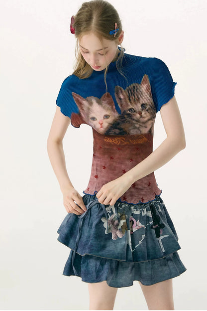 Blusa a blocchi di colore con stampa di gatti