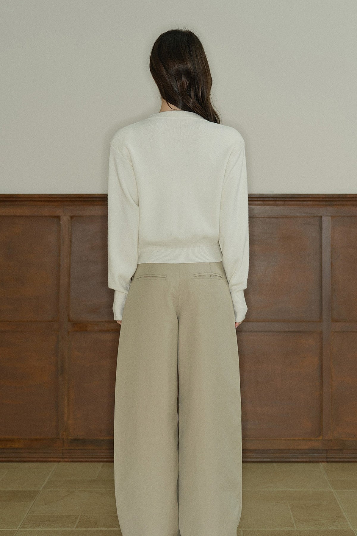 Pantalon taille basse à jambes larges