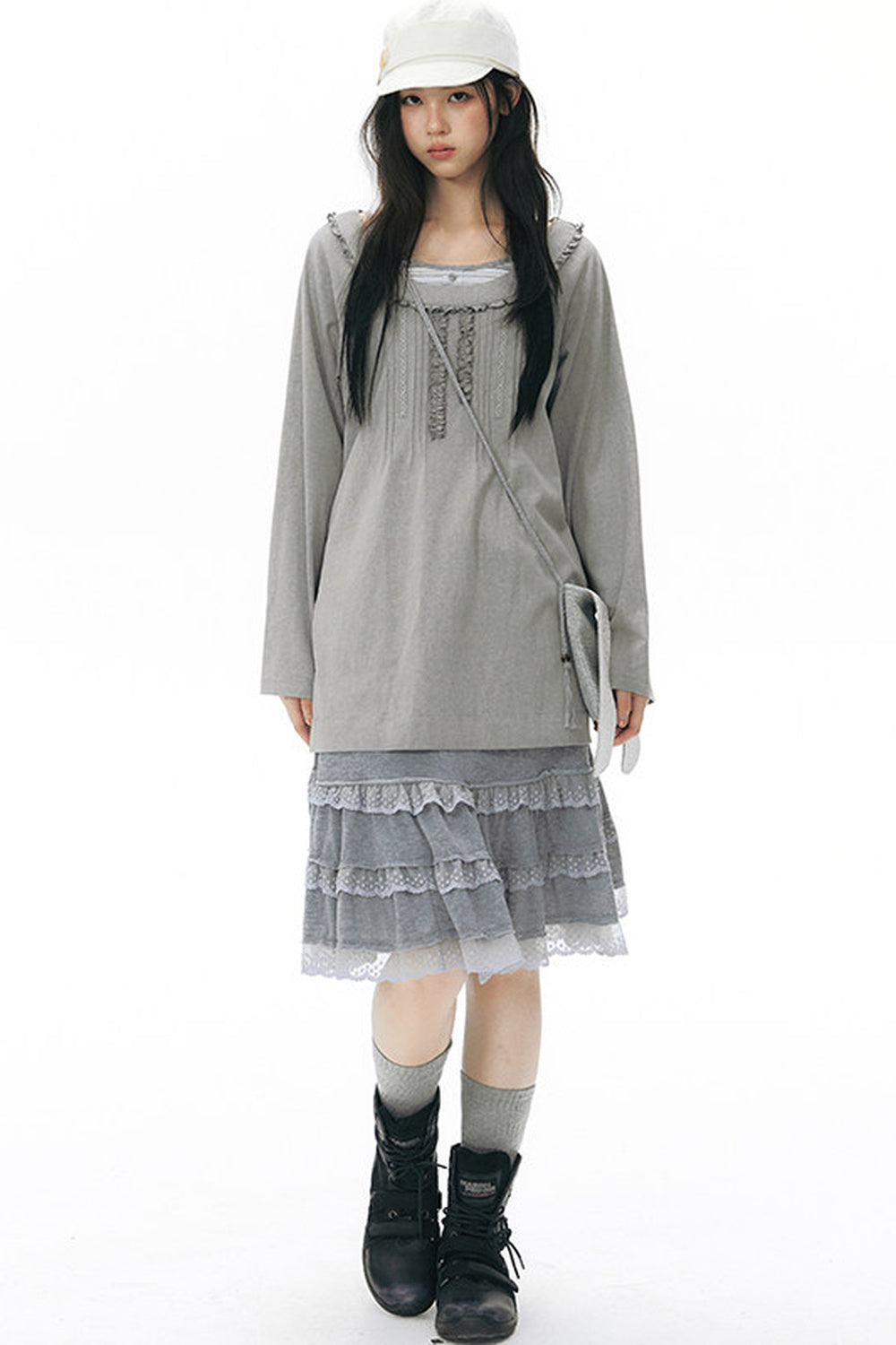 Front Chest Tuck Webbing Raglan Knit T-Shirt