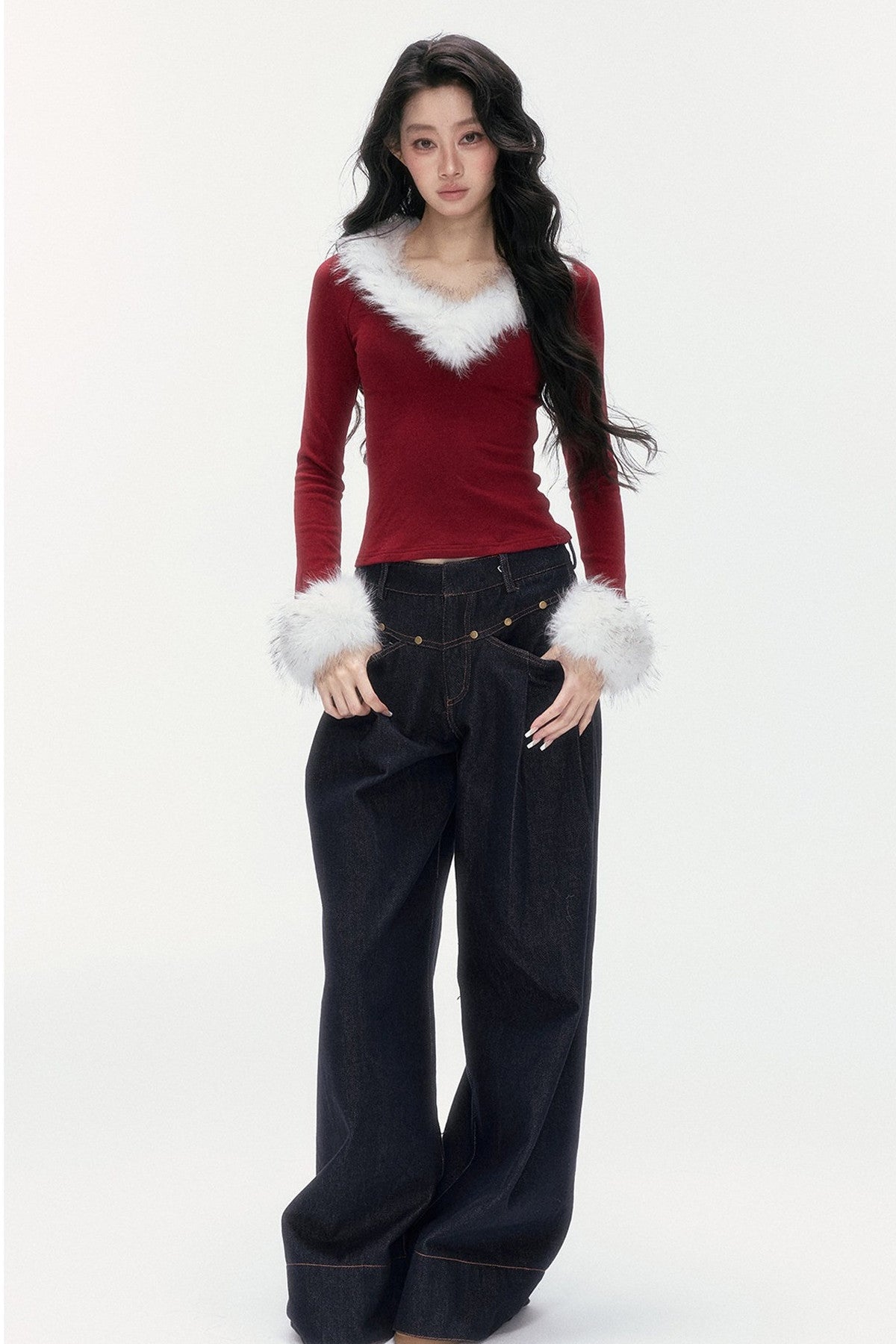 Low-Waist Wide-Leg Jeans